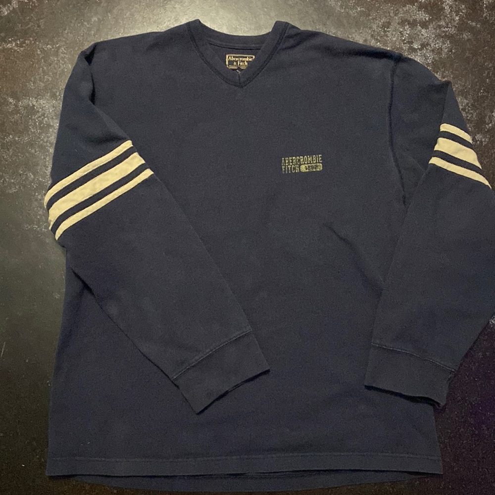 Abercrombie and Fitch v neck sweatshirt, Mens XL, navy blue